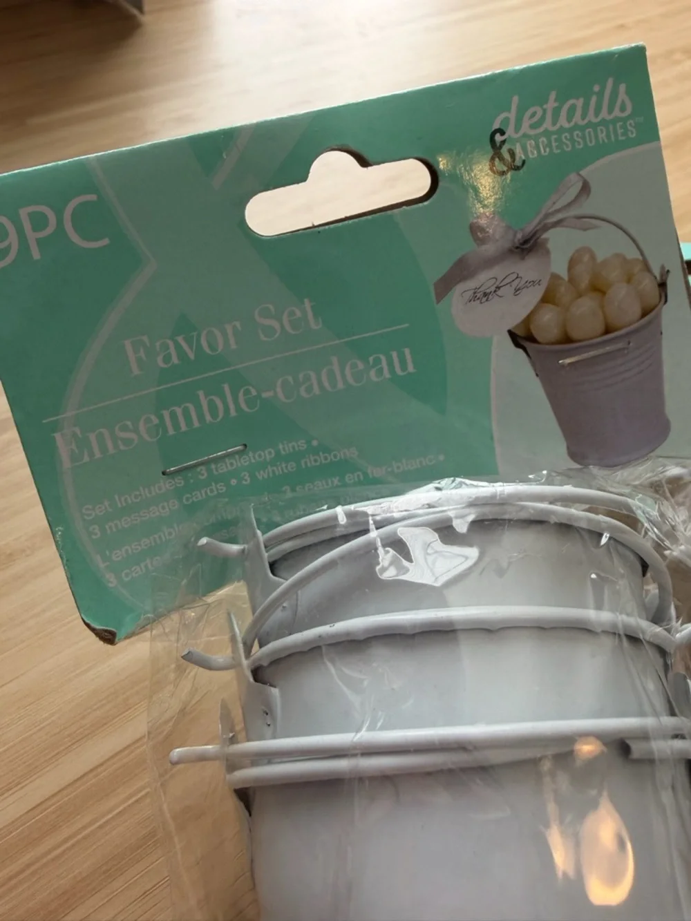Hobby Lobby White Mini Favor Buckets - Pack of 9 (3 Sets) and envelope sealers